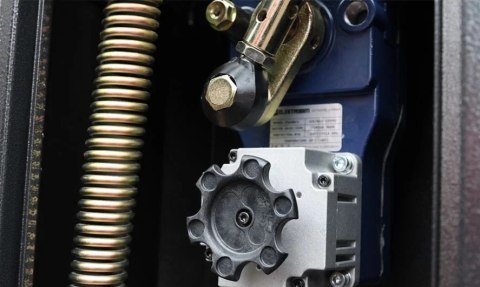 GUARD-3 Szlaban parkingowy z ramieniem 6m Elektrobim